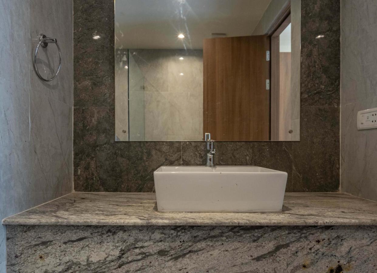 Starlit Suites Newtown Kolkata Eksteriør bilde